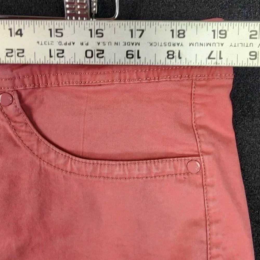 Gloria Vanderbilt Cargo Shorts Coral Pink Women 16 Bermuda Stretch‎ Utility